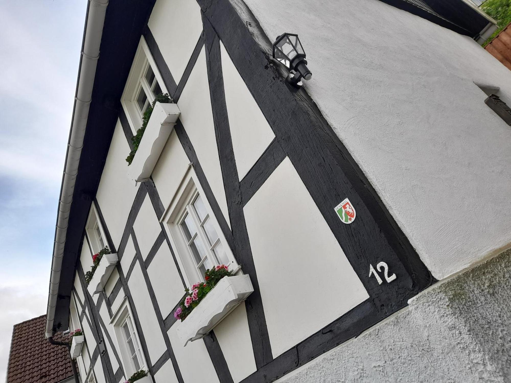 Altes Zollhaus Der Burg Hachen Enkhausen Exterior foto